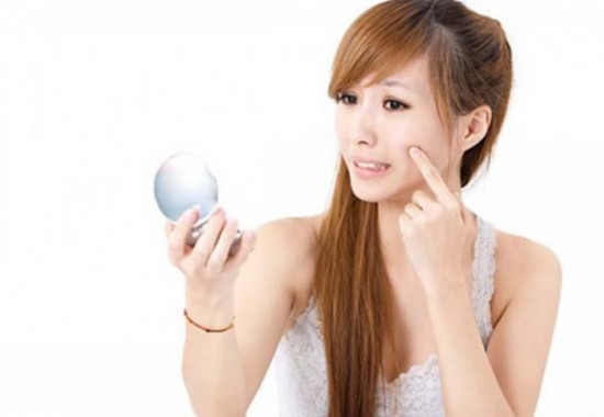 bi-quyet-tranh-di-ung-my-pham-550x380